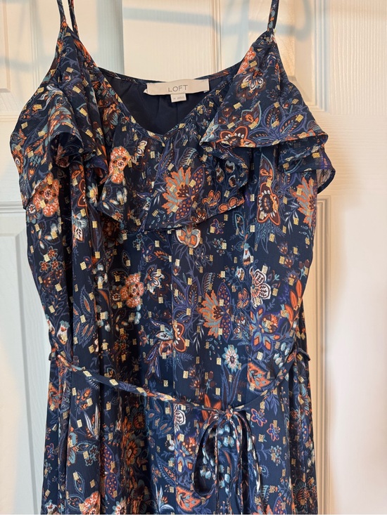 LOFT Dresses & Skirts - LOFT Navy Floral Ruffle Dress with Gold Accents